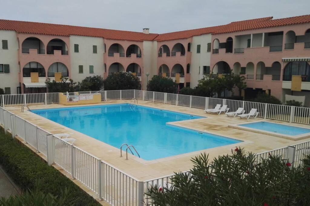 Luxueux studio mezzanine en résidence avec piscine au village Le Barcarès Extérieur photo
